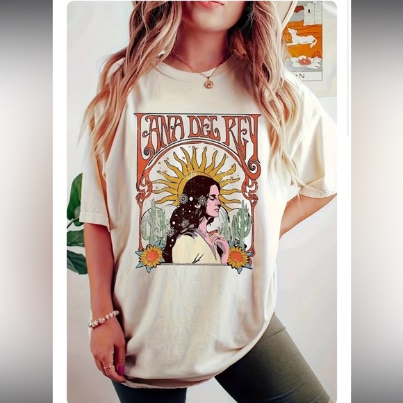 Tops - Lana Del Ray Oversized Graphic Tee Shirt